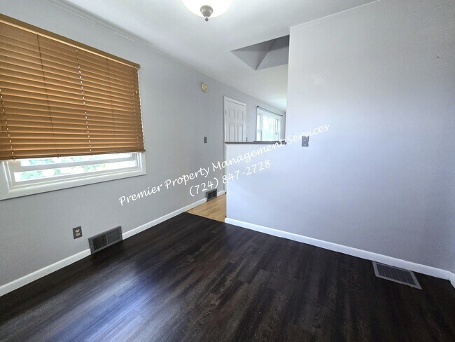 Building Photo - 639 Cohasset Dr