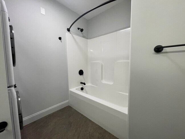 Building Photo - 25 Lowell St