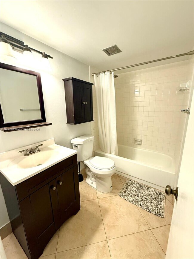 Building Photo - 1266 S Military Trail