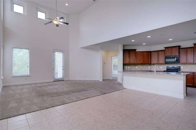Building Photo - 8721 Maple Ridge Trail