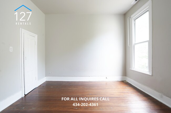 Building Photo - Modern Comfort Meets Prime Convenience – Stunning 3BR/2BA in Lynchburg!