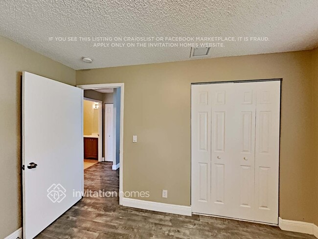 Building Photo - 5968 Ithaca Cir W