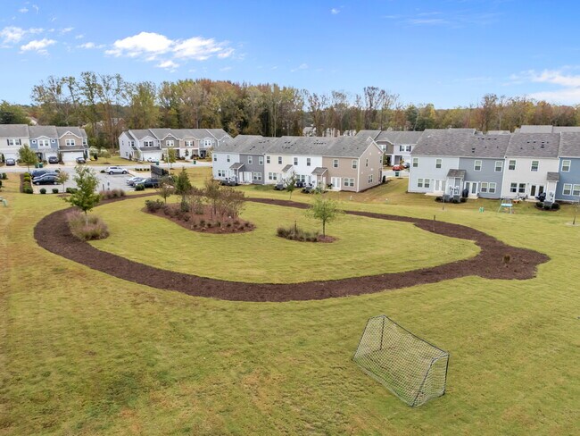 Building Photo - 929 Clearhaven Ln