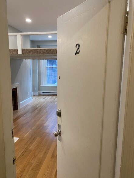 Building Photo - 389 Marlborough St