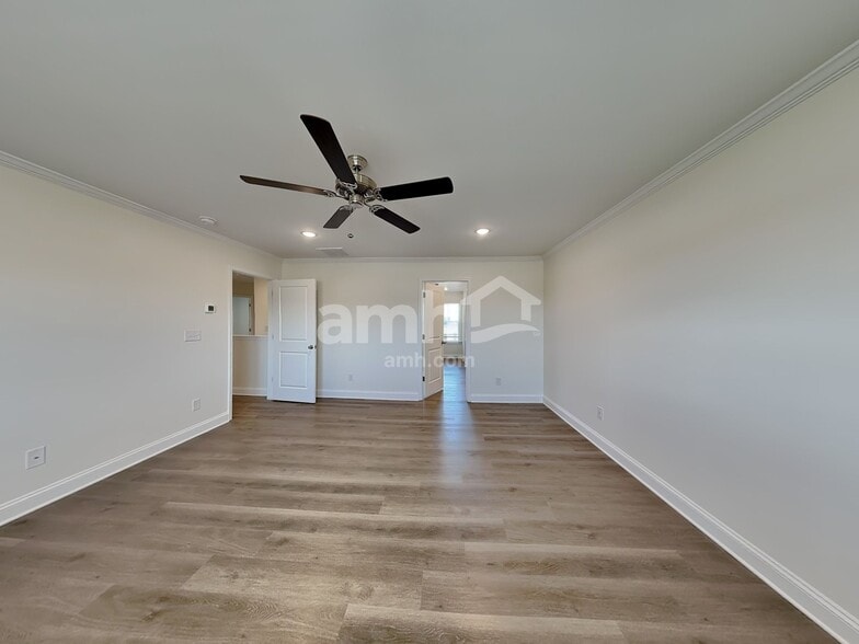 Building Photo - 3500 Lincoln Hts Ln