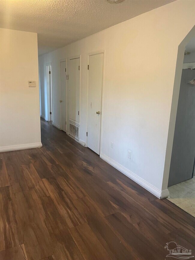 Building Photo - 205 Marine Dr