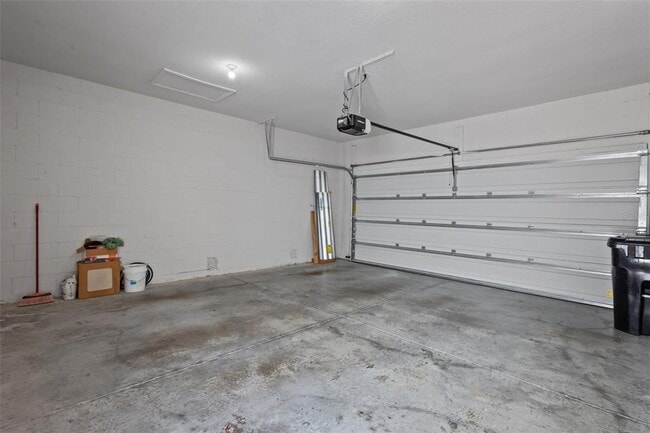 Building Photo - 2432 Hearth Dr