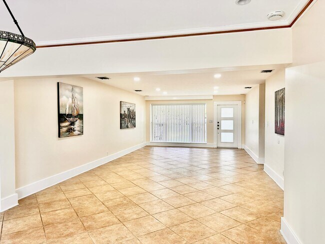 Building Photo - 259 Kansas Ave