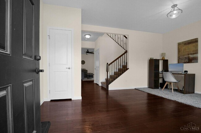 Building Photo - 6468 Holly Ln