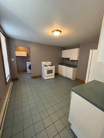 Building Photo - 16 8th Ave