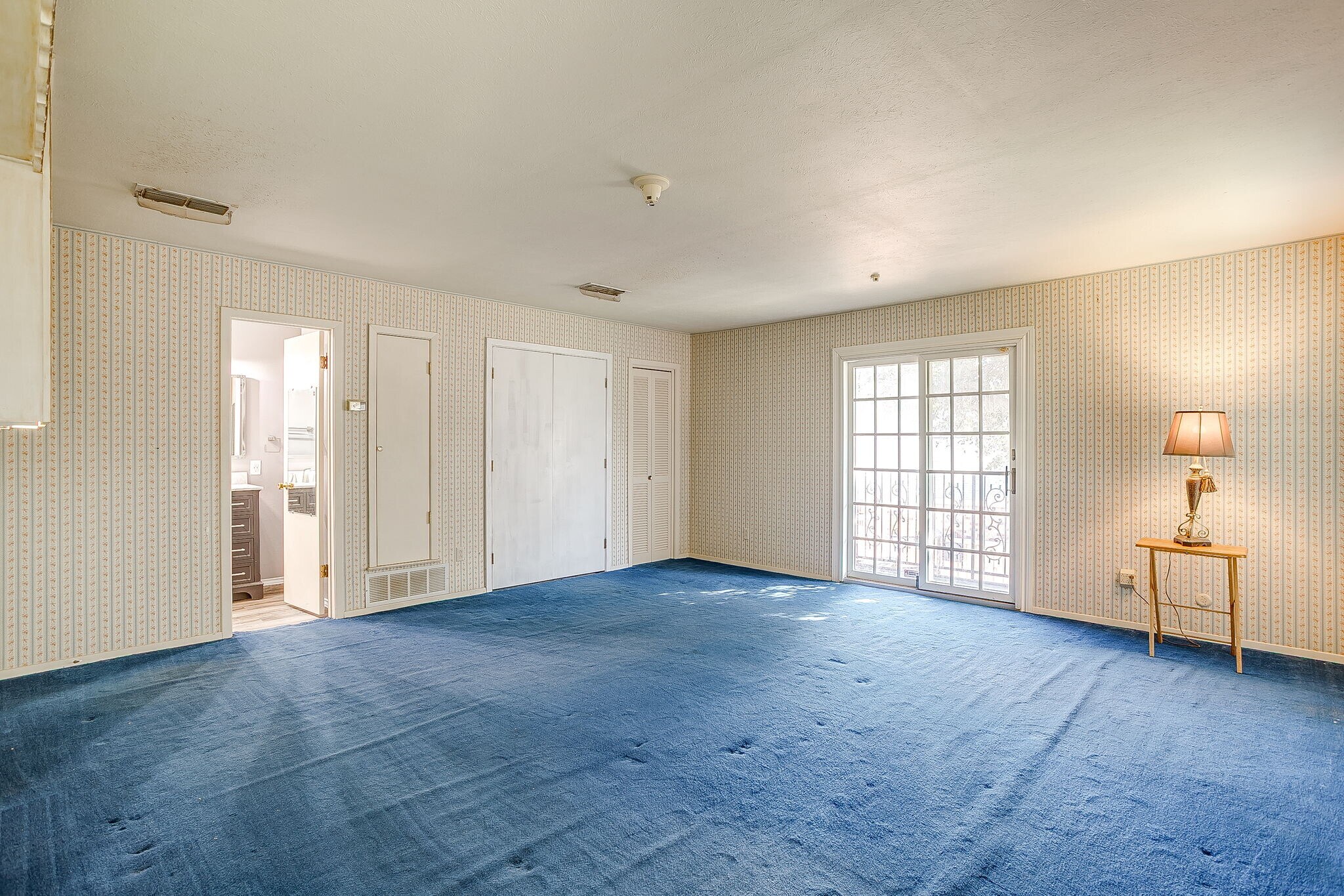 Building Photo - 1706 Larkspur Dr