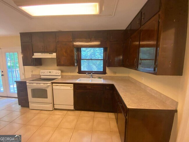 Building Photo - 4424 Oak Creek Dr