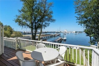 Building Photo - 58 Washington St