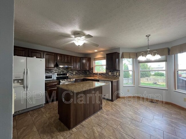 Building Photo - 58 Purple Finch Loop