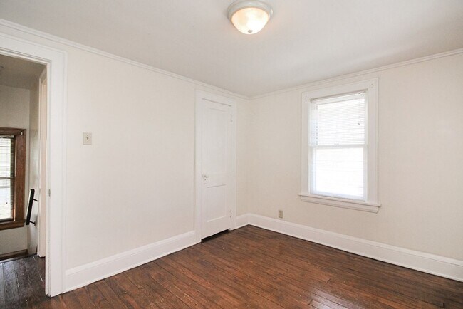 Building Photo - Upland Ave. 333