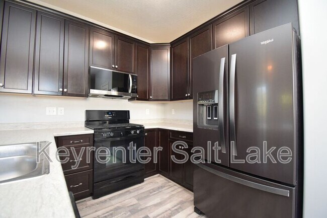 Building Photo - 14893 S Thunder Horse Ln
