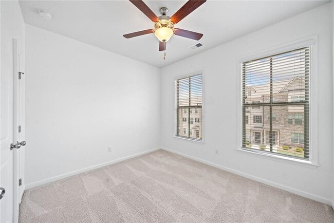 Building Photo - 4232 Hickory Pne Aly