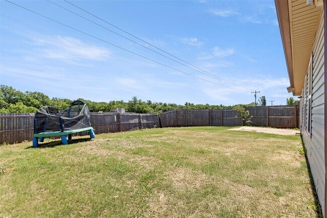 Building Photo - 13244 Beekman Dr