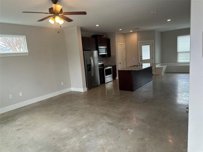 Building Photo - 813 Northington St