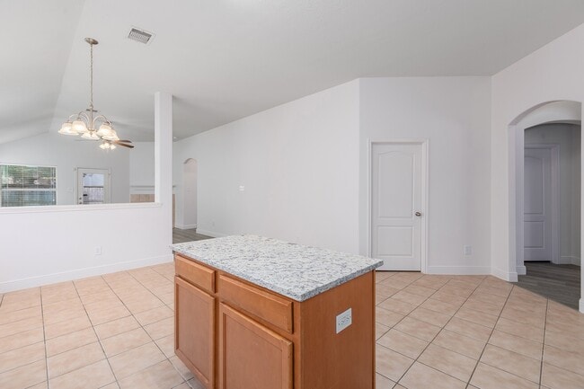 Building Photo - 21565 Duke Alexander Dr