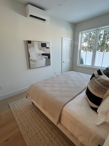 Building Photo - 105 Sea St