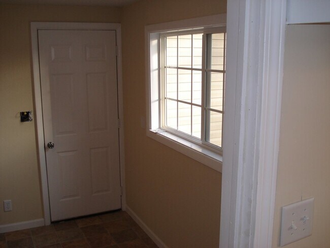 Building Photo - Three Bedroom One Bath Home Available May 10th