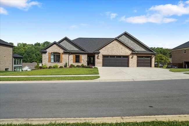 Building Photo - Beautiful Home for Rent in Chestnut Cove