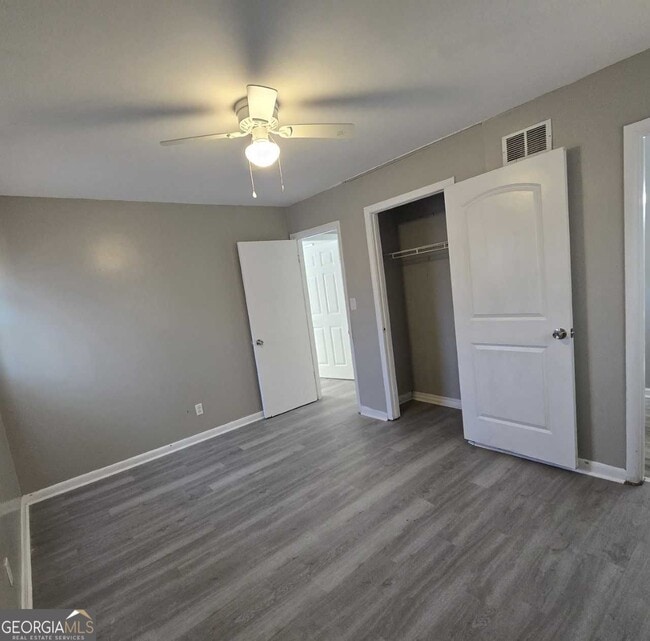 Building Photo - 468 Morrow Rd