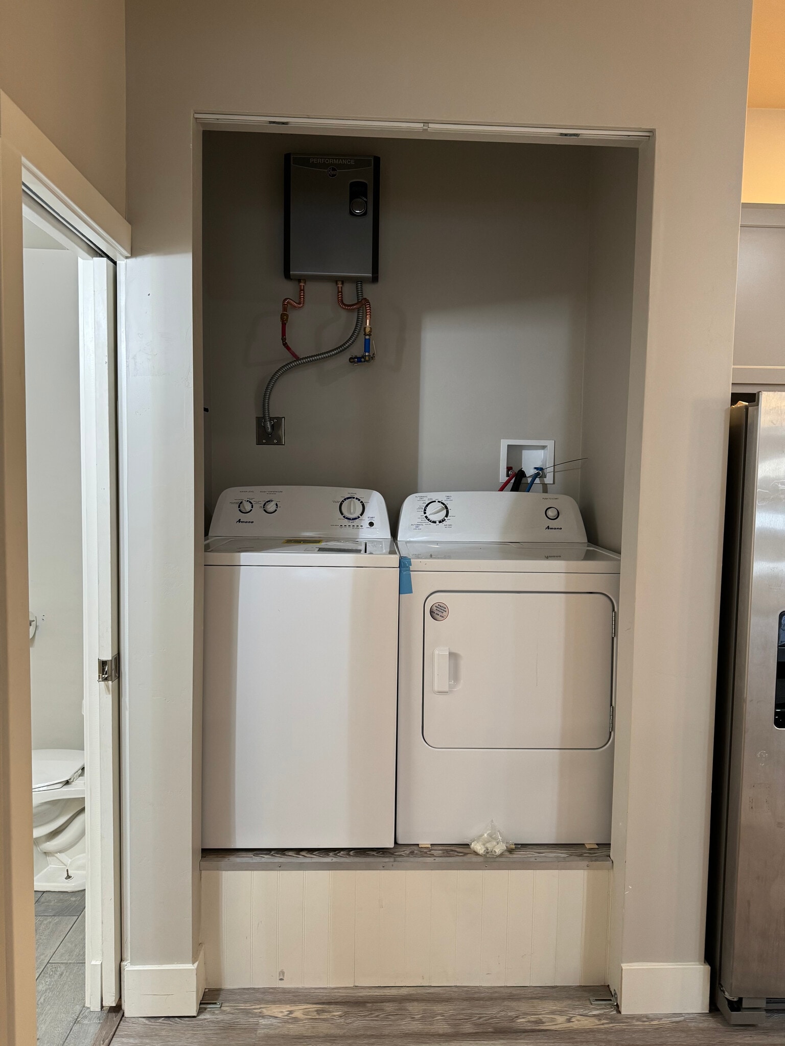 Building Photo - 225 2nd St