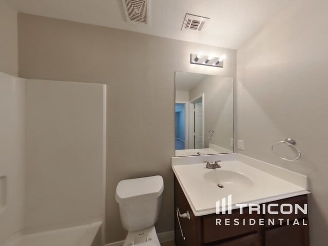 Building Photo - 11730 Luckey Vista