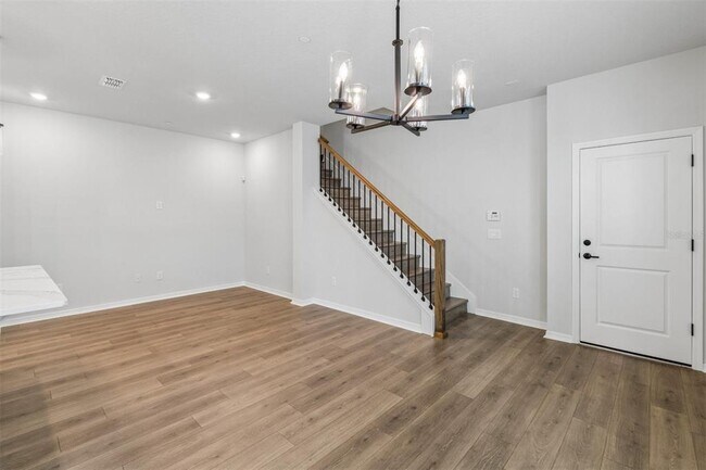 Building Photo - 4357 Roush Ave
