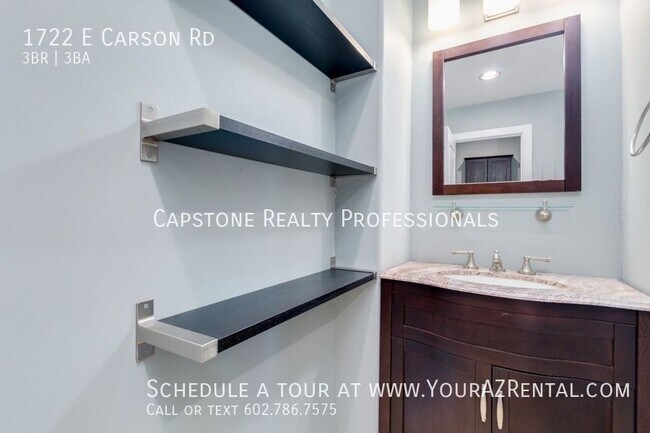 Building Photo - 1722 E Carson Rd