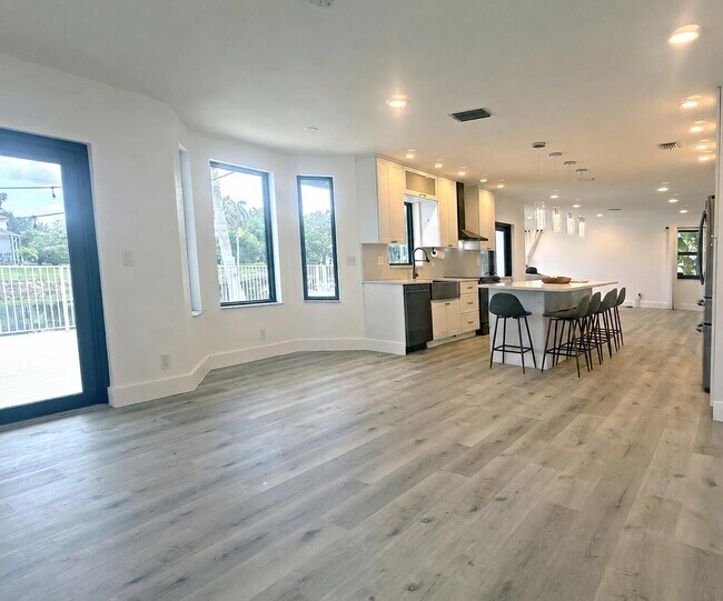 Building Photo - 10920 Haydn Dr