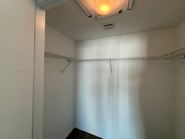 Building Photo - 55 SE 6th St