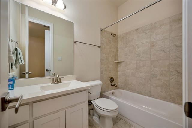 Building Photo - 4600 Crossvine Dr