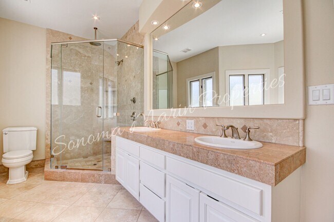 Building Photo - 4626 Bennett View Dr