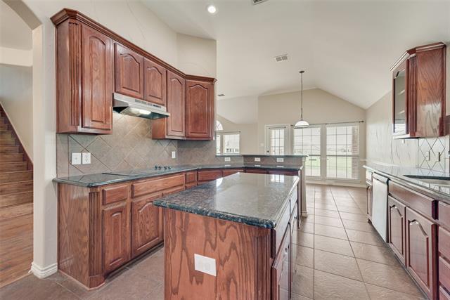 Building Photo - 10044 Dorsett Dr