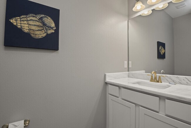 Building Photo - 132 Mediterranean Way