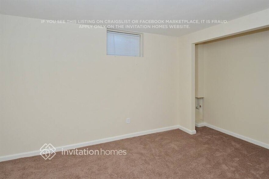 Building Photo - 5524 Elkhart St
