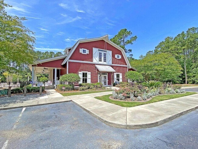 Building Photo - 4824 Willow Brook Ln