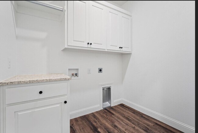 Building Photo - Pre Leasing Now for a Great 3/2/2 in Cooper ISD