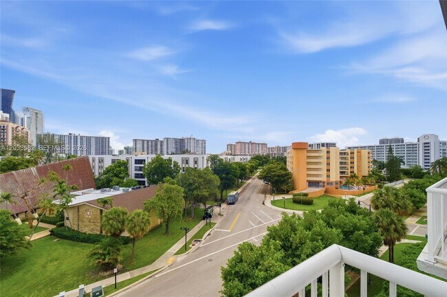 Building Photo - 17800 Atlantic Blvd