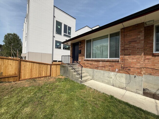 Building Photo - Completely Updated Ranier Beach Duplex Unit For Rent!