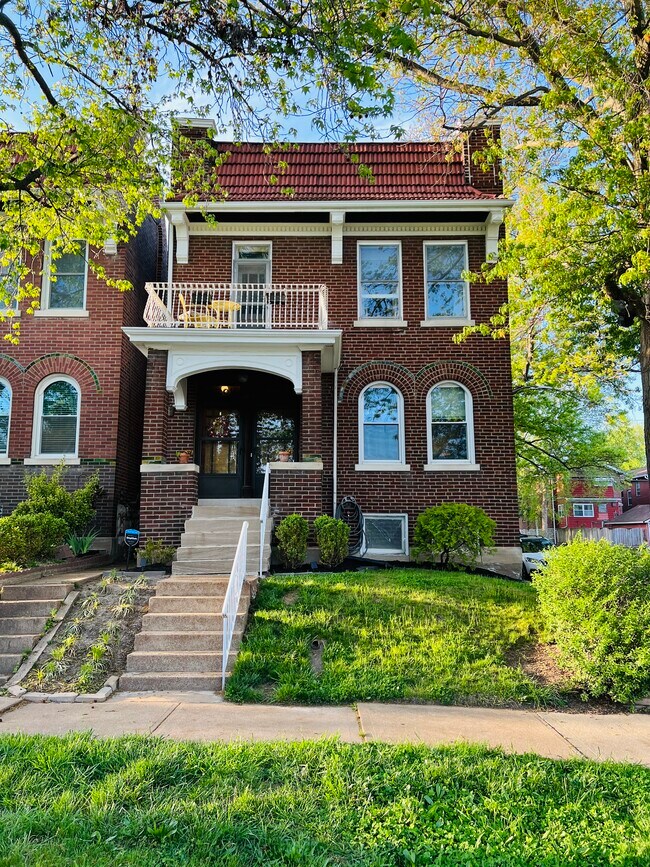 Building Photo - 5201 Murdoch Ave