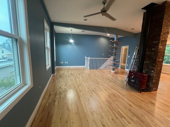 Building Photo - 7 Mullins Ct