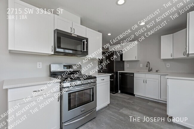 Building Photo - 2715 SW 331st St