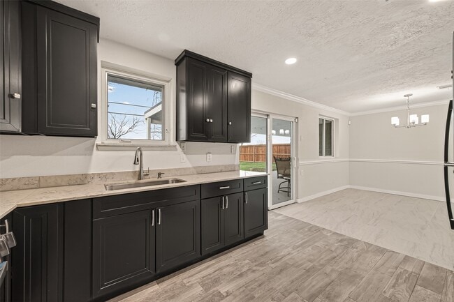 Building Photo - 11118 Stroud Dr