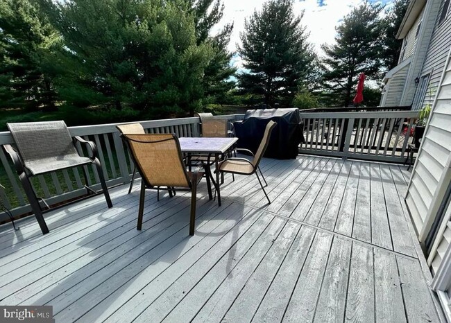Building Photo - 8807 Briarcliff Ln
