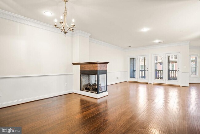 Building Photo - 211 Mill St