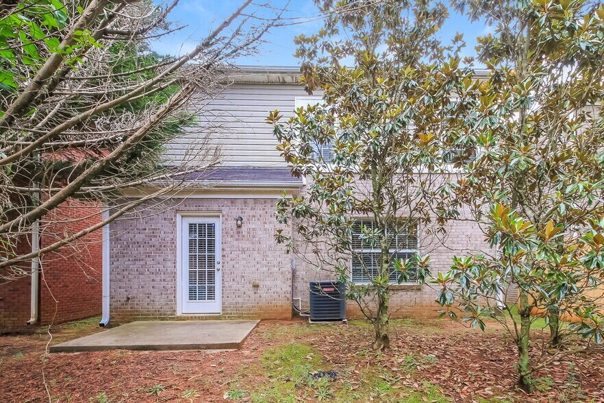 Building Photo - 1114 Dunaway Dr